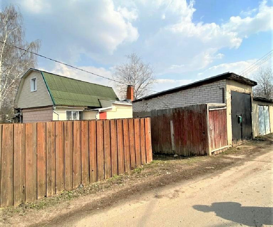 3 соток, Московская обл., Вокзальный туп., часть дома